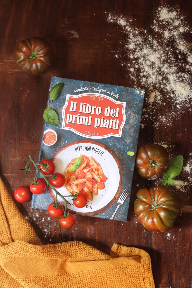 orechiette maison fraîches à la tomate - photography italian food
