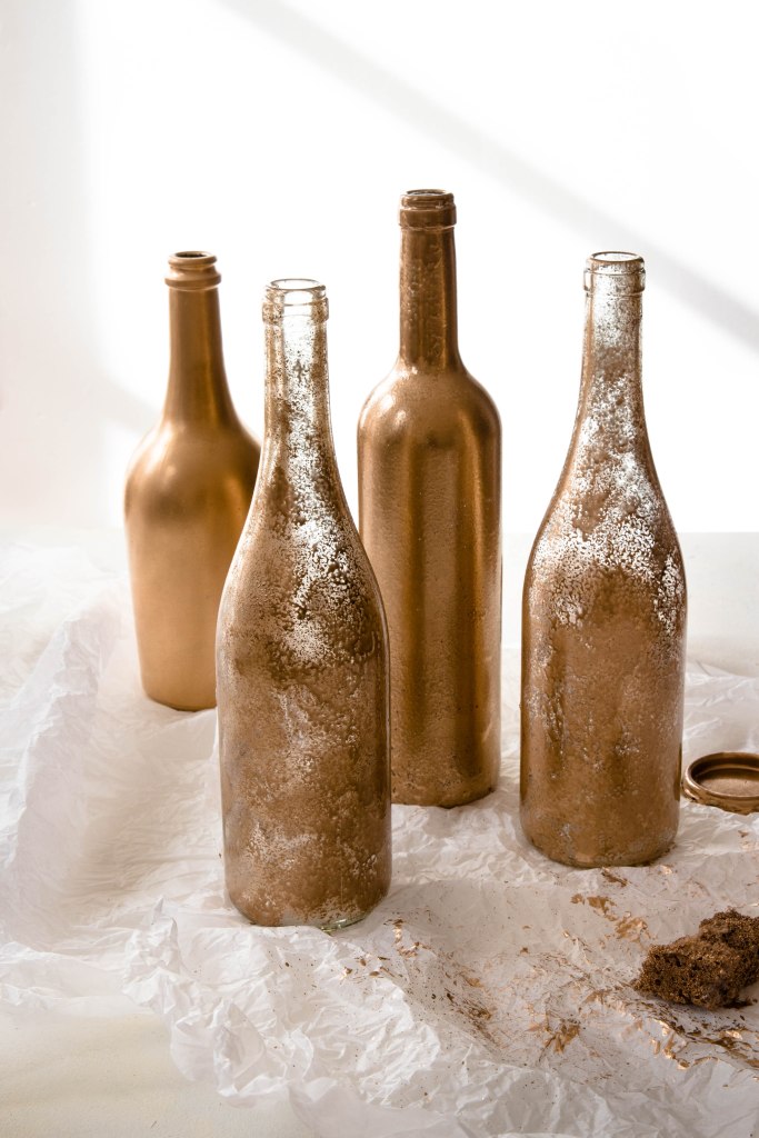 Bouteille de vin recyclée en vase de Noël - DIY photography